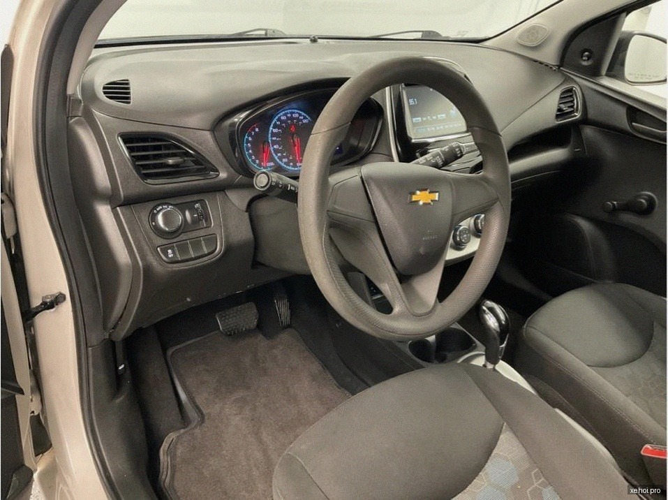 Chevrolet Spark LT 1.0 MT - 2016