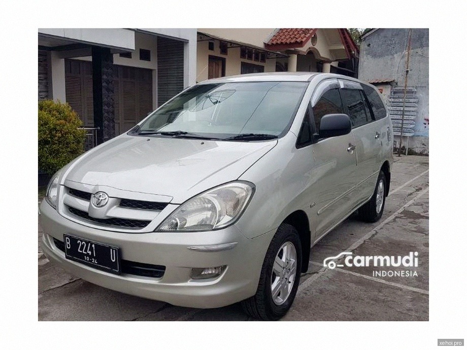 Toyota Innova G - 2007