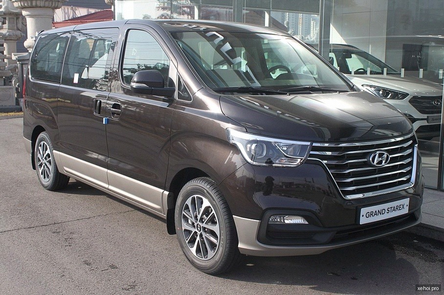 Hyundai Grand Starex 2.5 MT - 2012