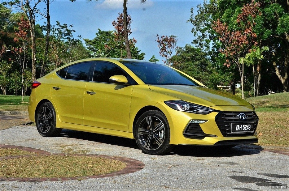 Hyundai Elantra Sport 1.6 AT - 2019