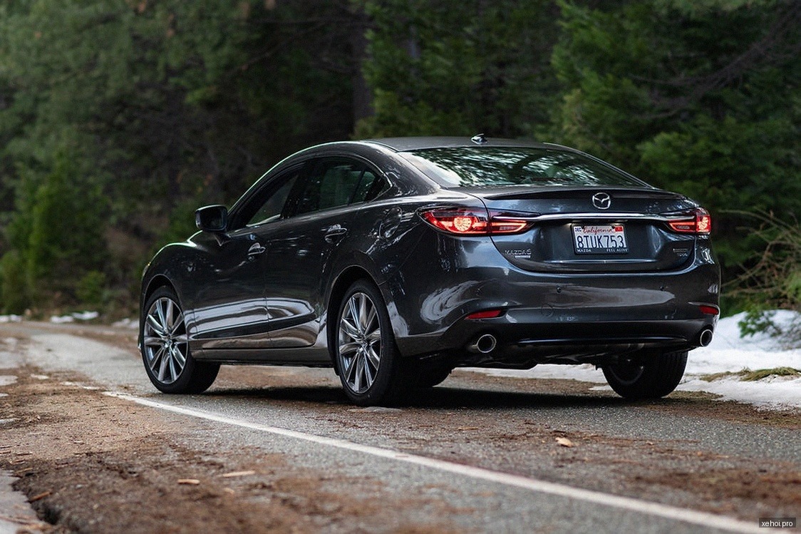 Mazda 6 Signature Premium 2.5 AT - 2022
