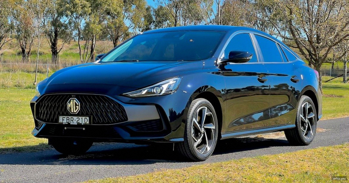 MG 5 Luxury 1.5 AT - 2024