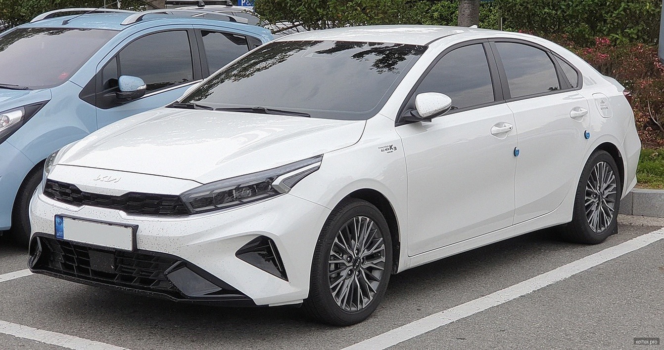 Kia Cerato 2.0 AT Premium - 2021