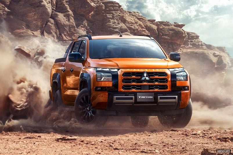 Mitsubishi Triton 4x2 AT - 2023