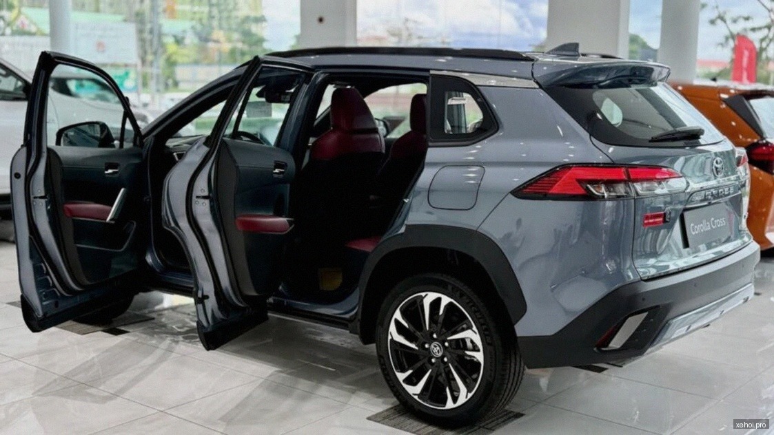 Toyota Corolla Cross 1.8V - 2025