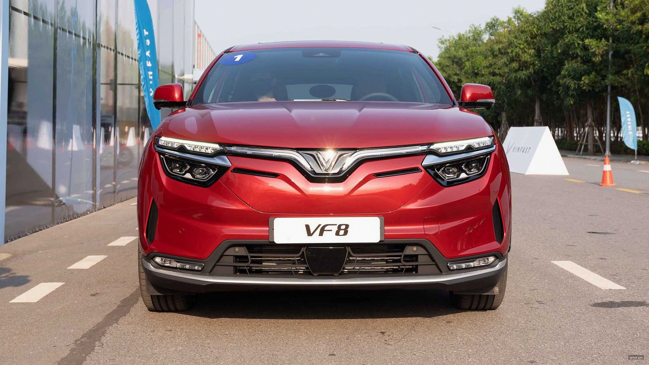 VinFast Lux SA 2.0 2.0 AT - 2021