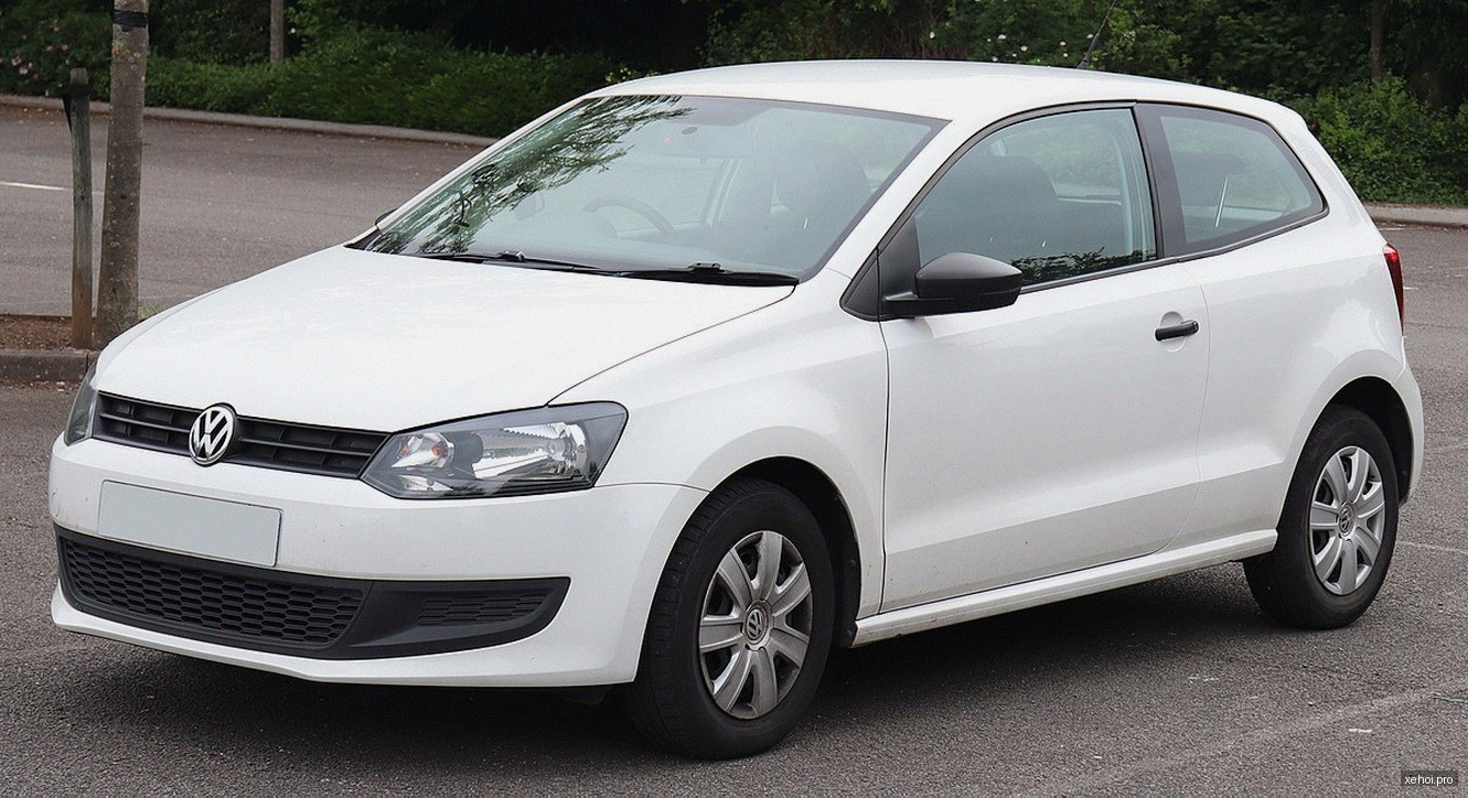 Volkswagen Polo 1.6 AT - 2016