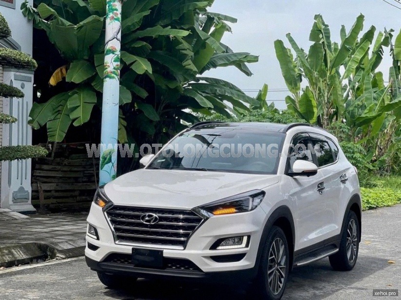 Hyundai Tucson 2.0 AT Đặc biệt - 2021