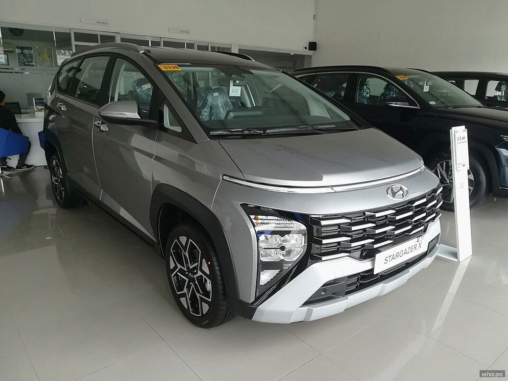 Hyundai Stargazer X 1.5 AT - 2024