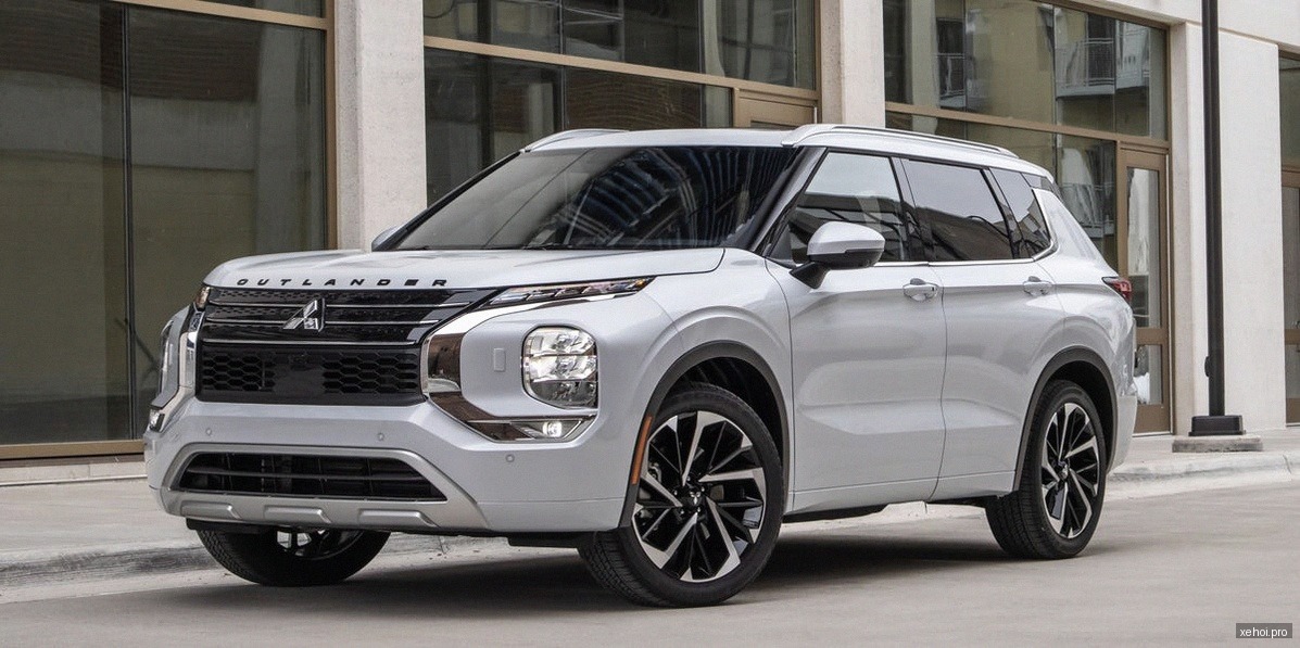 Mitsubishi Outlander Premium 2.0 CVT - 2022