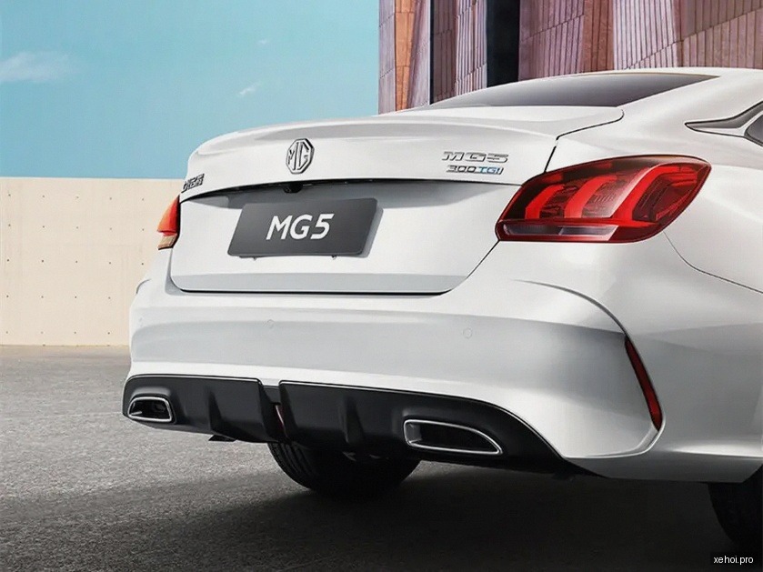 MG 5 Luxury 1.5 AT - 2023