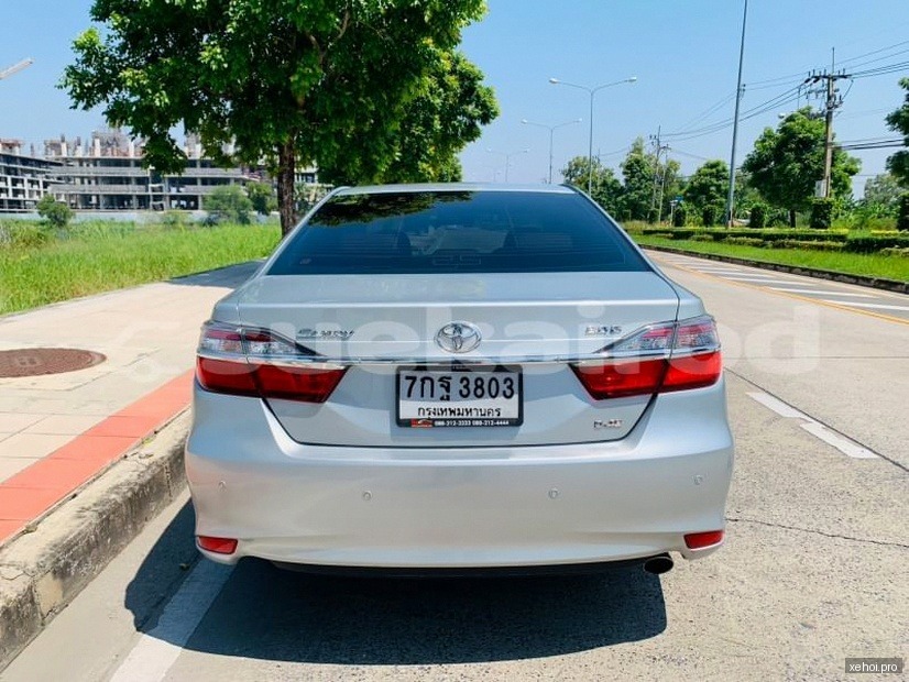 Toyota Camry 2.0E - 2013