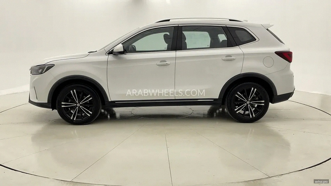 MG RX5 1.5T STD - 2024