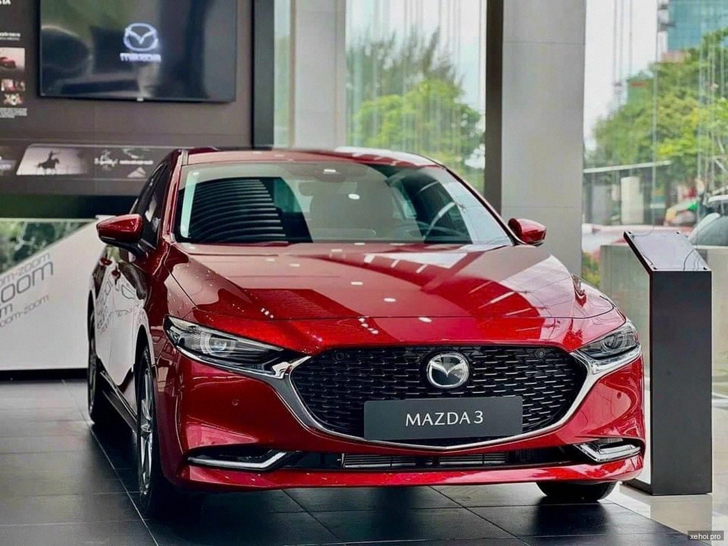 Mazda 3 1.5L Luxury - 2025