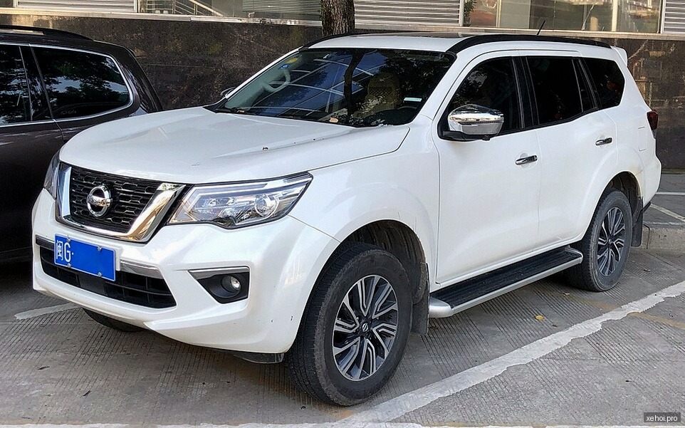 Nissan Navara VL 2.5 AT 4WD - 2017