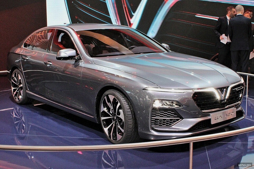 VinFast Lux A 2.0 Plus 2.0 AT - 2019