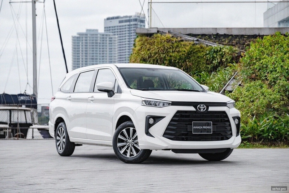 Toyota Avanza Premio 1.5 AT - 2025