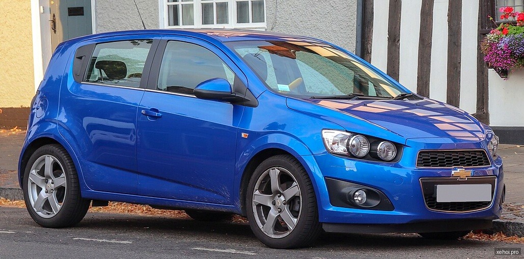 Chevrolet Aveo LT 1.4 MT - 2017