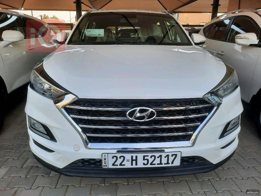 Isuzu QKR QMR77HE5A Thùng Kín - 2025