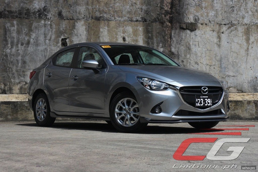 Mazda 2 1.5 AT – 2017
