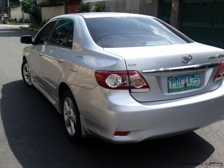 Toyota Corolla altis 2.0V - 2011