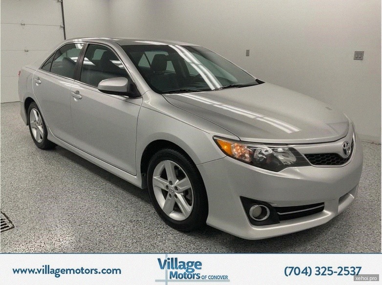 Toyota Camry XSE 2.5 AT - 2014