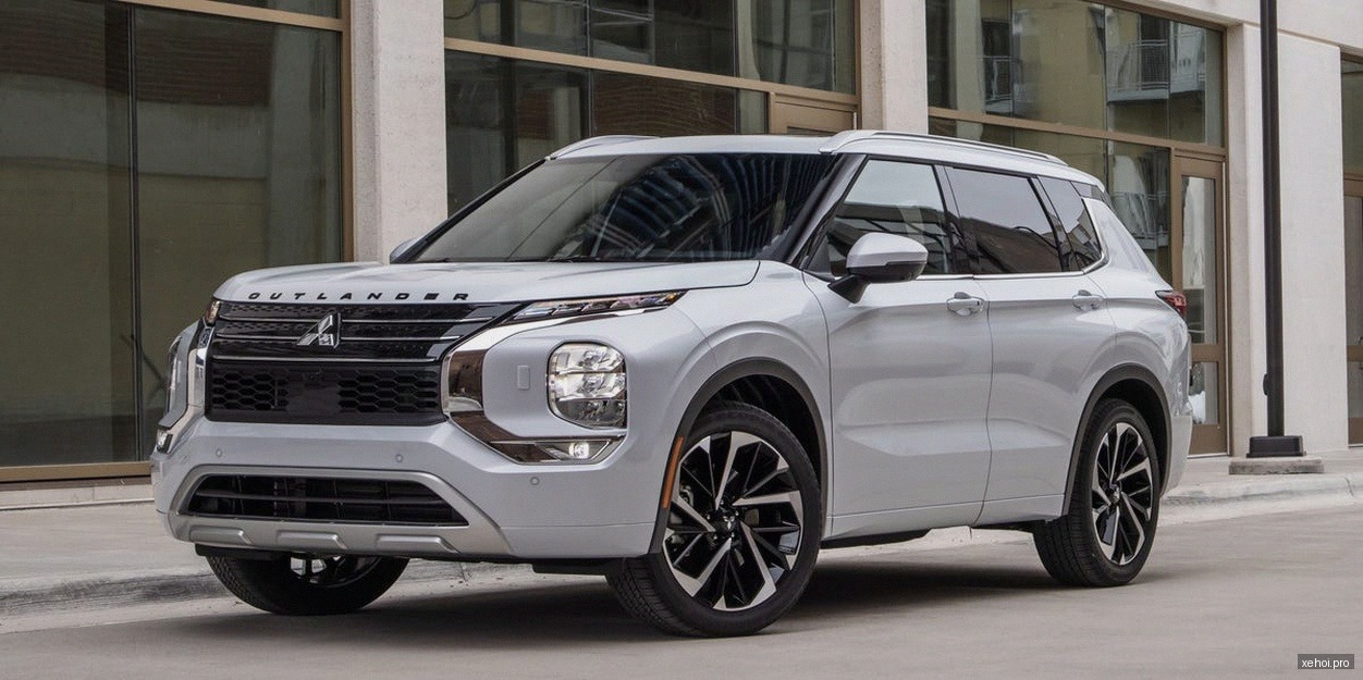 Mitsubishi Outlander Premium 2.0 CVT - 2022