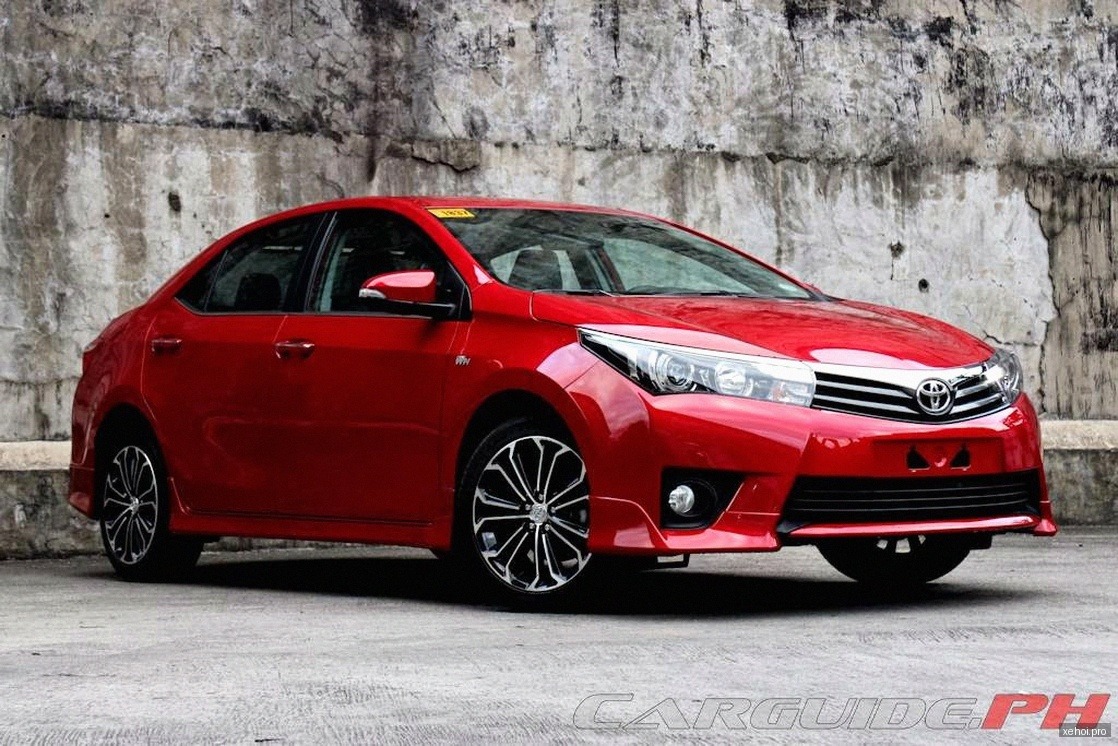 Toyota Corolla altis 2.0V - 2014