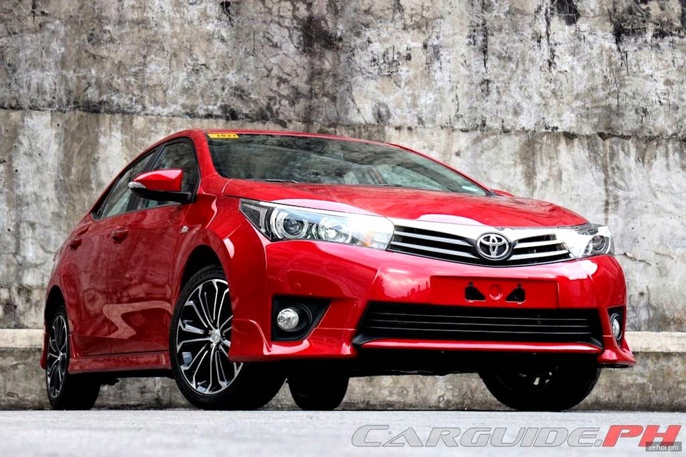 Toyota Corolla altis 2.0V - 2014