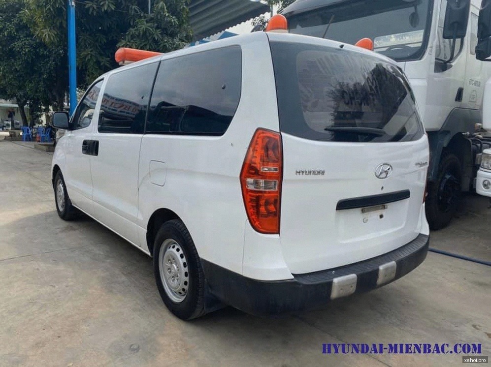 Hyundai Grand Starex Cứu Thương 2.5 MT - 2017