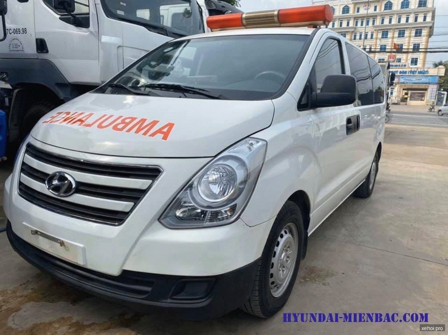 Hyundai Grand Starex Cứu Thương 2.5 MT - 2017
