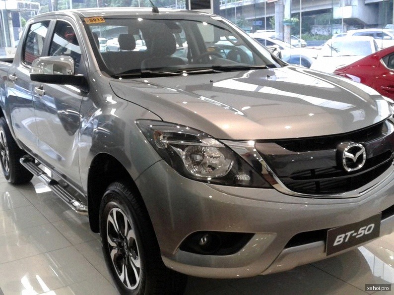 Mazda BT50 2.2L 4x2 AT - 2018