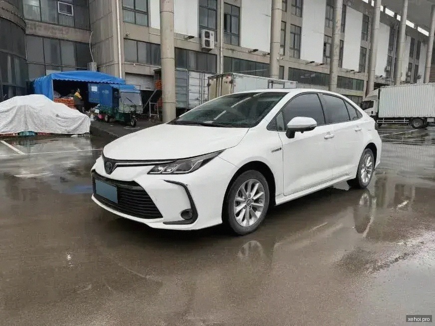 Toyota Vios E CVT - 2022