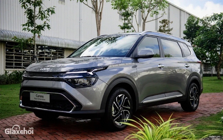 VinFast Lux SA 2.0 Premium 2.0 AT - 2021