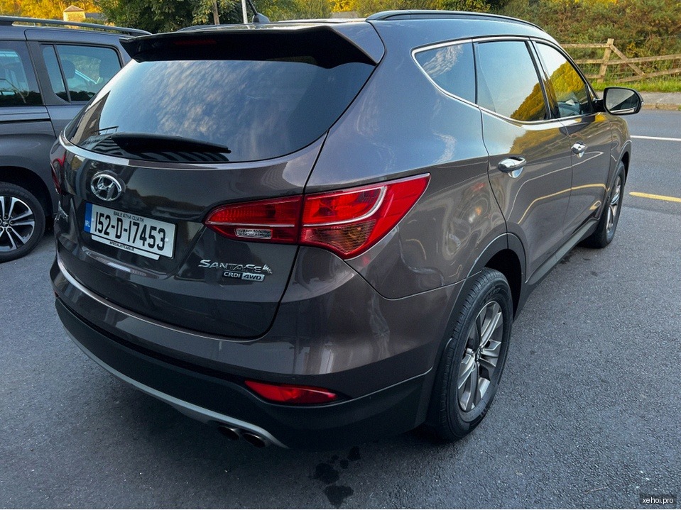Hyundai SantaFe 2.2L 4WD - 2015