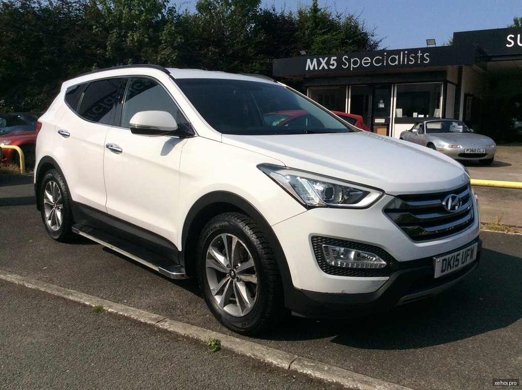 Hyundai SantaFe 2.2L 4WD - 2015
