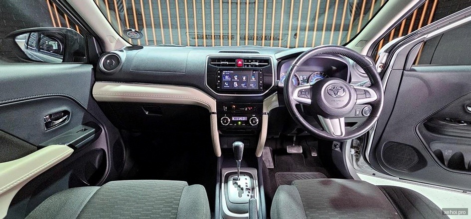 Toyota Rush 1.5S AT - 2019