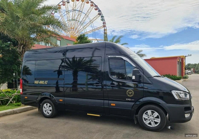 Hyundai Solati Limousine 2.5 MT - 2018