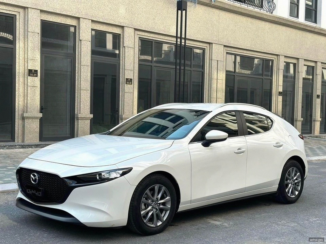 Mazda 3 1.5L Luxury - 2024