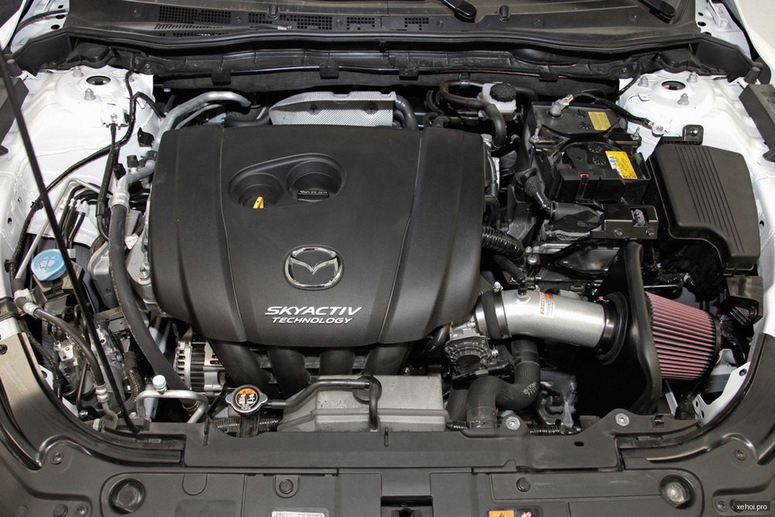 Mazda 6 2.5 AT - 2016