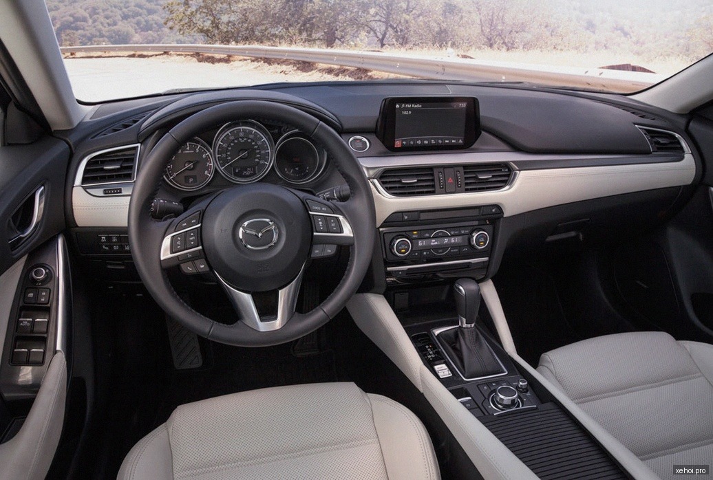Mazda 6 2.5 AT - 2016