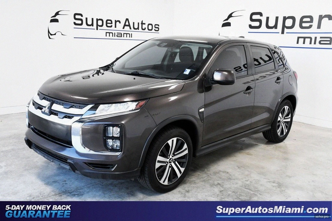 Mitsubishi Outlander 2.0 CVT Premium - 2020