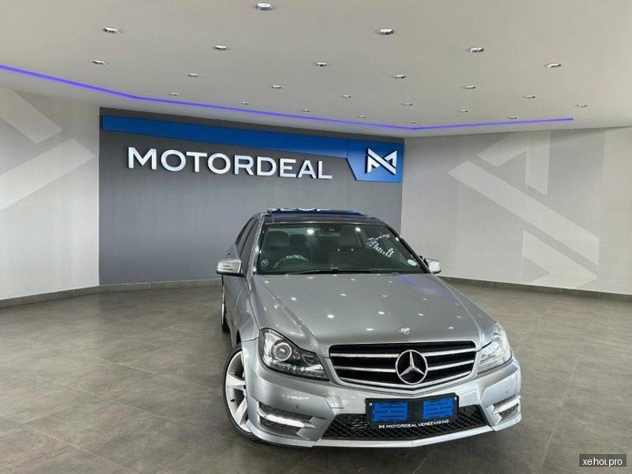 Mercedes Benz C class C200 - 2014