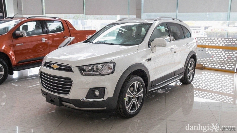 Chevrolet Captiva Revv LTZ 2.4 AT - 2016