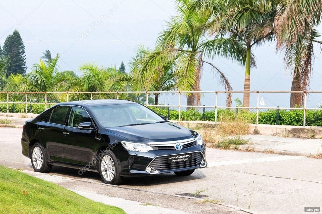 Toyota Camry 2.5Q - 2014