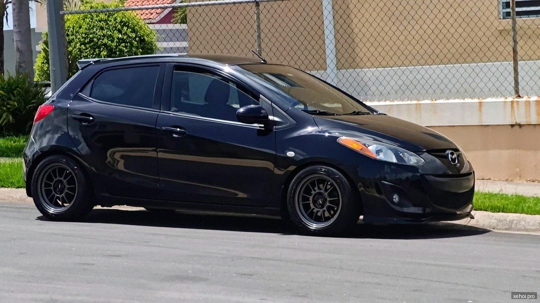 Mazda 2 S - 2014