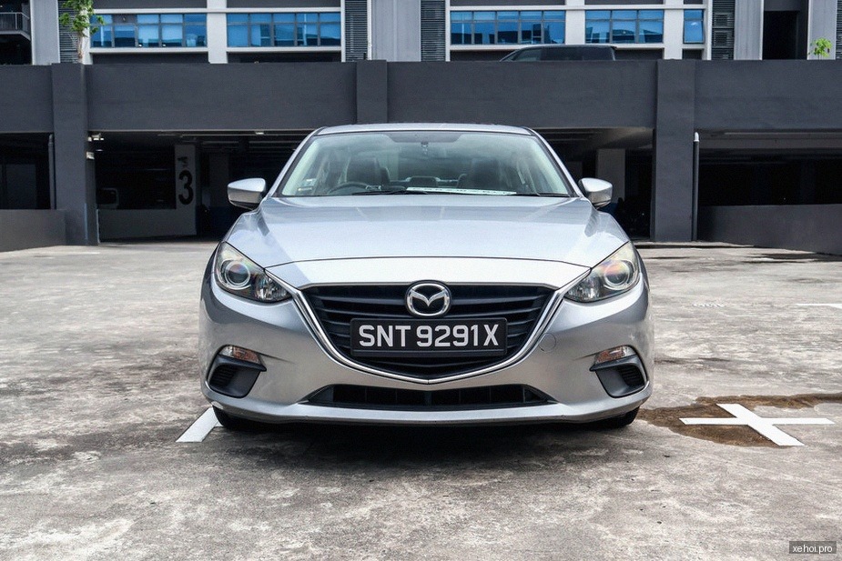 Mazda 3 1.5 AT - 2015