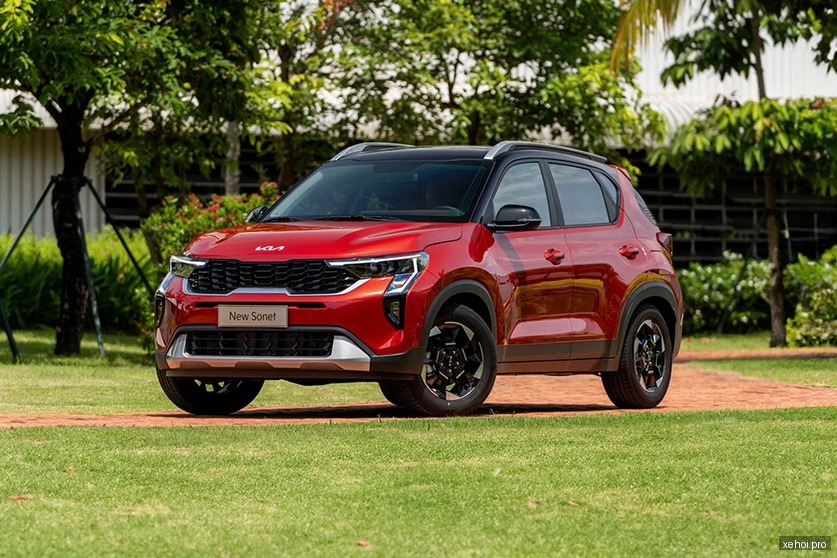 Kia Sonet Deluxe 1.5 AT - 2025