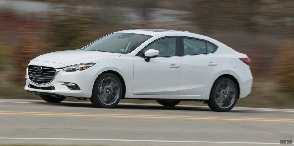 Mazda 3 2.0 AT - 2018