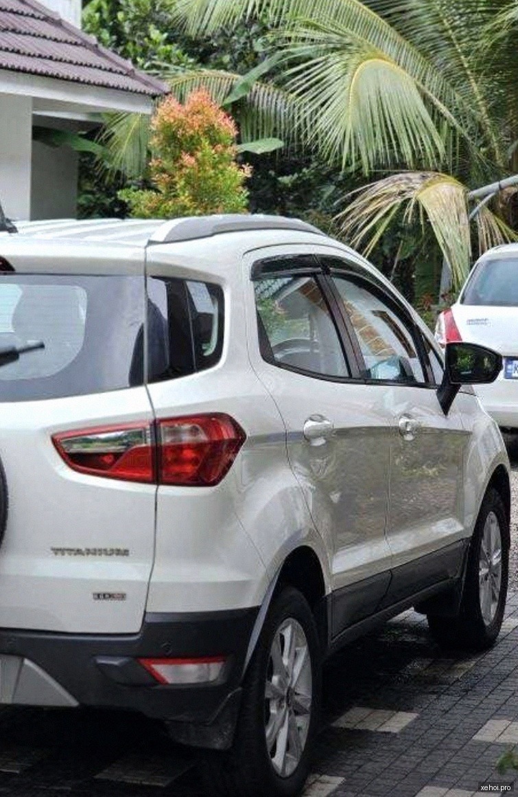 Ford EcoSport Titanium 1.5L AT - 2015